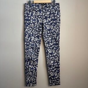 H&M Women's Abstract Floral Stretchy Low Rise Jeans Navy Size 8 Summer Festivals